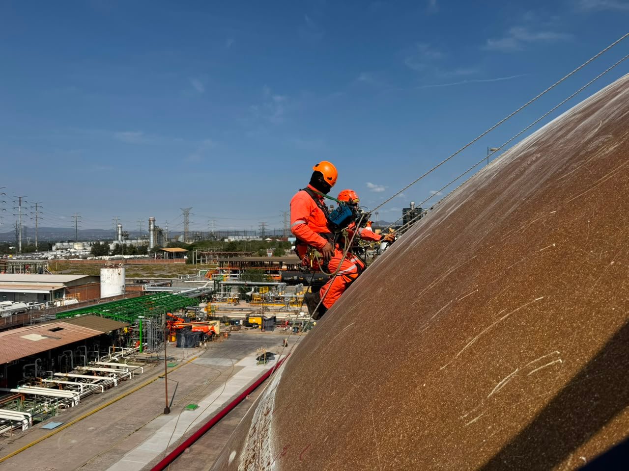 Inspección mediante Rope Access